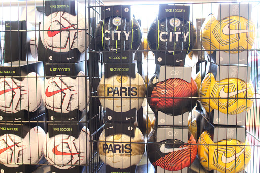 Sporting Goods Store «World Tennis - Alton Sports In Motion», reviews and photos, 1448 Alton Rd, Miami Beach, FL 33139, USA