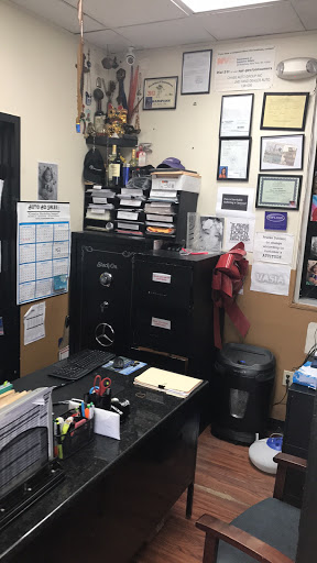 Used Car Dealer «Chase Auto Group», reviews and photos, 1733 E Gun Hill Rd, Bronx, NY 10469, USA