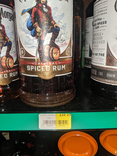 Liquor Store «Island Liquor», reviews and photos, 321 Coronado Dr, Clearwater Beach, FL 33767, USA