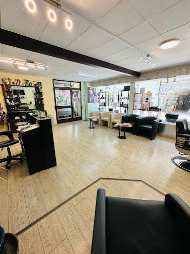 Gold Finger Barbershop In Bludenz