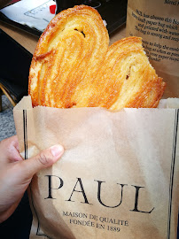 Croissant du Restaurant servant le petit-déjeuner PAUL à Paris - n°3
