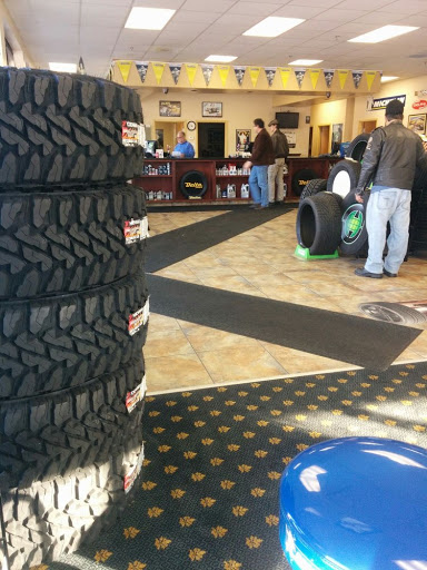 Tire Shop «Suburban Tire Auto Repair Center», reviews and photos, 755 North Ave, Glendale Heights, IL 60139, USA