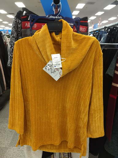 Clothing Store «Ross Dress for Less», reviews and photos, 1101 5th Ave, Hammond, IN 46320, USA