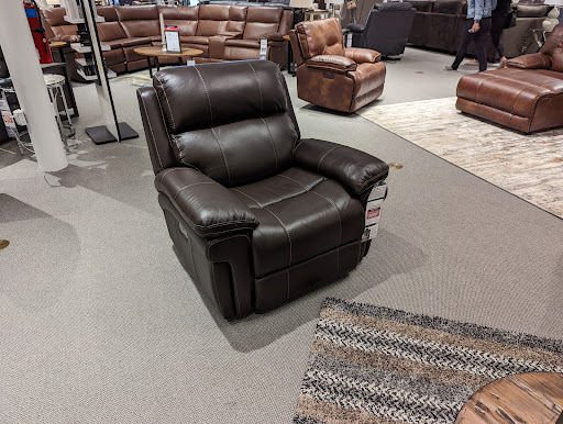 Furniture Store «Gardner-White Furniture», reviews and photos, 45300 Hayes Rd, Macomb, MI 48044, USA