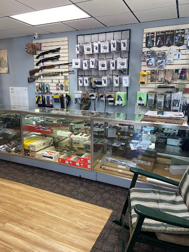 Gun Shop «Mauldin Arms», reviews and photos, 301 Murray Dr, Mauldin, SC 29662, USA