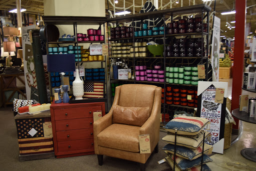 Furniture Store «DOCK 86», reviews and photos, 3201 Country Dr, Little Canada, MN 55117, USA