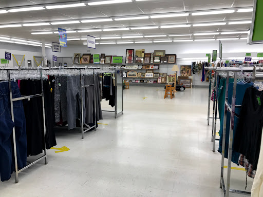 Thrift Store «Goodwill Retail Store of Fenton», reviews and photos, 99 Sugar Creek Center, Fenton, MO 63026, USA
