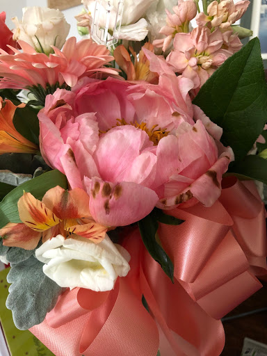 Florist «Flowers by Darlene/North Shore Fruit Baskets», reviews and photos, 130 Canal St, Salem, MA 01970, USA