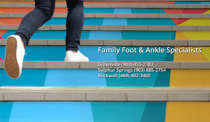Family Foot and Ankle Specialists: David D. Minchey, DPM