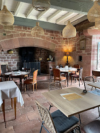 Atmosphère du Restaurant À l'ombre du figuier à Collonges-la-Rouge - n°1