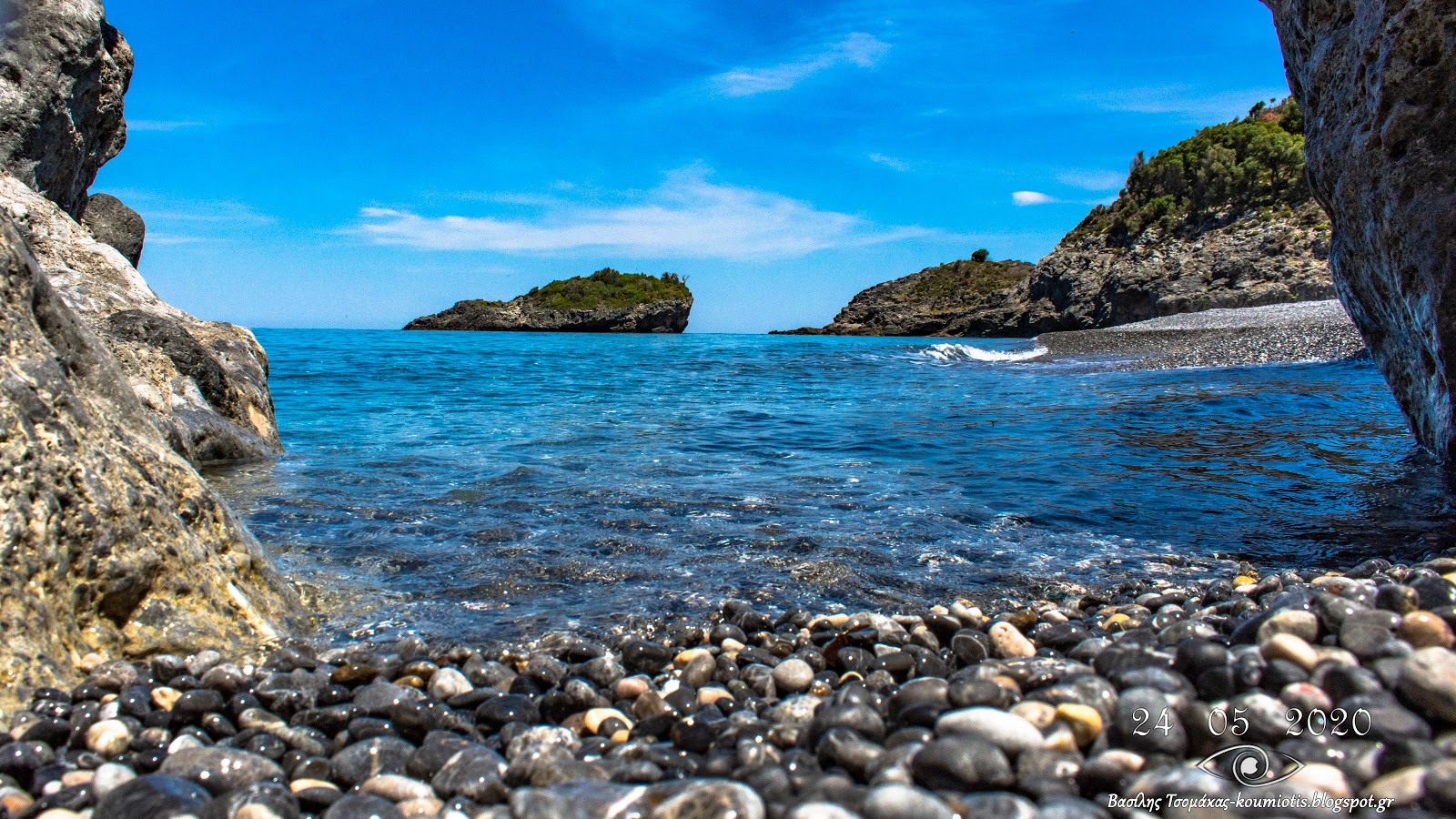 Kokkinia beach photo #9