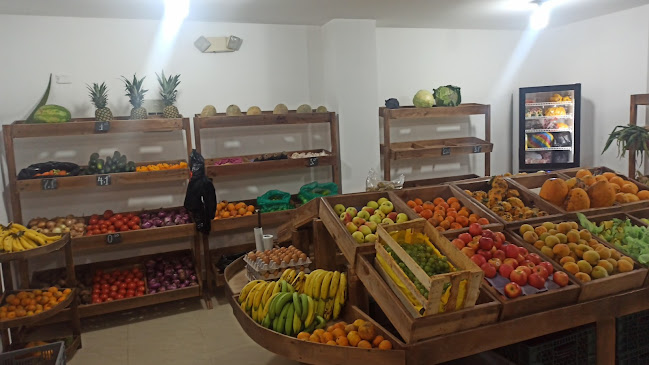 Opiniones de Frutas y Verduras FRUTTETO en Quito - Frutería