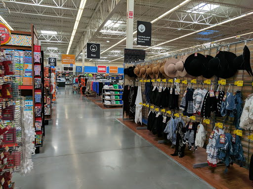 Discount Store «Walmart», reviews and photos, 6501 Veterans Memorial Pkwy, Crestwood, KY 40014, USA