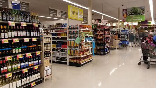 Supermarket «Super Stop & Shop», reviews and photos, 65 Newport Ave, Quincy, MA 02170, USA