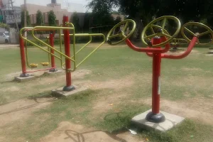 Open Air Gym Sector 16 Park image