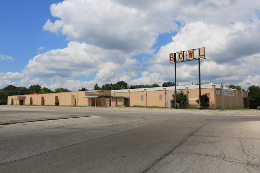 Shopping Mall «Northern Lights Shopping Center», reviews and photos, 3349-3561 Cleveland Ave, Columbus, OH 43224, USA