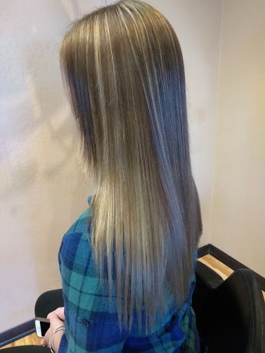 Beauty Salon «Studio 78 Unisex Hair Salon and Beauty Suites», reviews and photos, 1780 S Nova Rd #10&11, South Daytona, FL 32119, USA