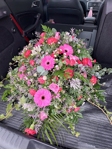 Reviews of Floral Creations in Derby - Florist