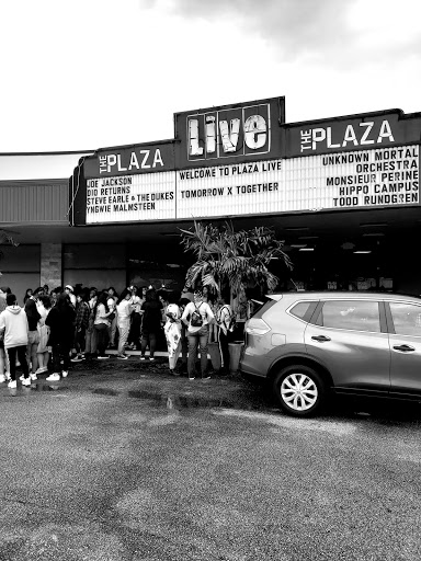 Shopping Mall «Colonial Plaza Mall», reviews and photos, 601 N Bumby Ave, Orlando, FL 32803, USA