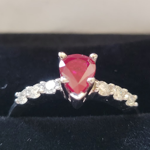 Jeweler «Heritage Jewelers», reviews and photos, 1115 E 9th St, Lockport, IL 60441, USA