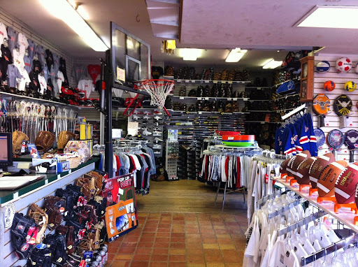 Bruce Park Sports, Inc., 104 Mason St, Greenwich, CT 06830, USA, 
