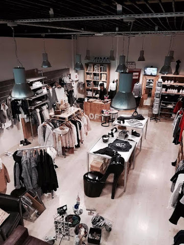 Magasin de vêtements Au Loft Saint-Romain-de-Colbosc