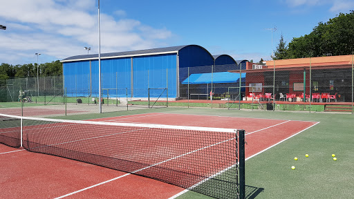 Escuela de Tenis Marineda en A Barcala, La Coruña