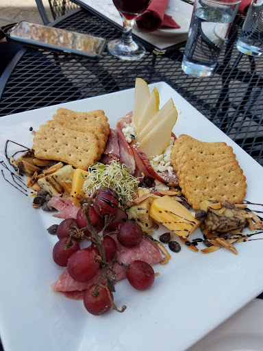 Winery «River City Winery», reviews and photos, 321 Pearl St, New Albany, IN 47150, USA