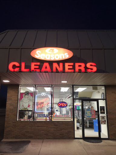 Dry Cleaner «4 Seasons Dry Cleaners», reviews and photos, 42131 Garfield Rd, Charter Twp of Clinton, MI 48038, USA