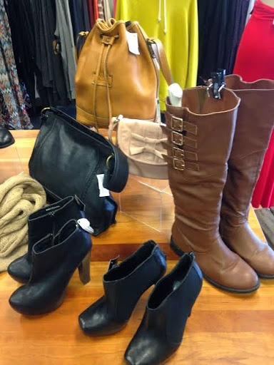 Clothing Store «Uptown Cheapskate», reviews and photos, 3454 W Chandler Blvd #18, Chandler, AZ 85226, USA