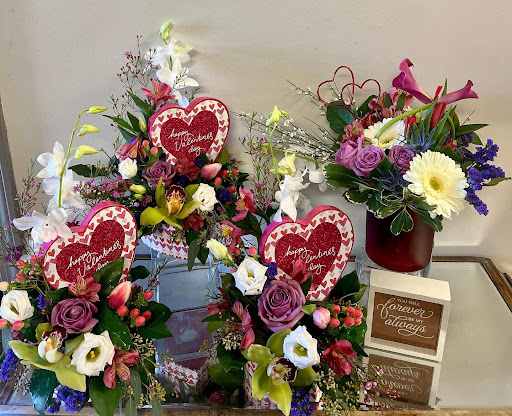 Florist «Paul Douglas Floral Designs», reviews and photos, 130 King St, Cohasset, MA 02025, USA