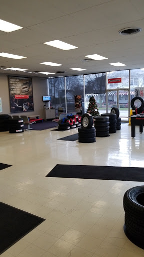 Tire Shop «Firestone Complete Auto Care», reviews and photos, 425 Walnut St, Greenville, OH 45331, USA