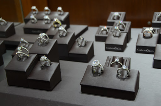 Jeweler «McKenzie & Smiley Jewelers», reviews and photos, 2794 Wilma Rudolph Blvd, Clarksville, TN 37040, USA