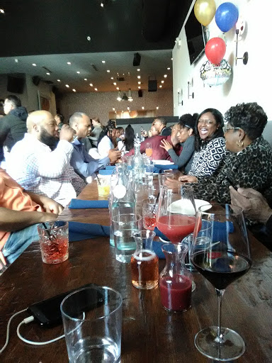 New American Restaurant «Rhyme or Reason», reviews and photos, 1938 W Division St, Chicago, IL 60622, USA