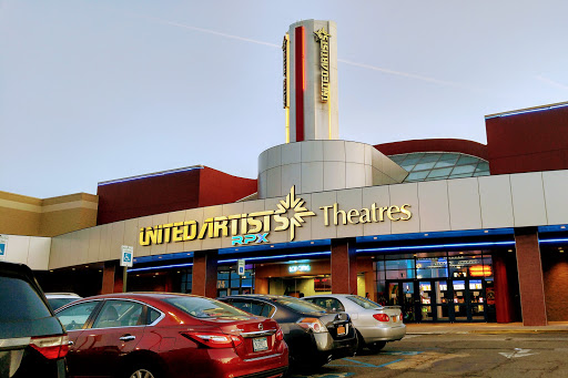 Movie Theater «United Artists Staten Island 16 & RPX», reviews and photos, 2474 Forest Ave, Staten Island, NY 10303, USA