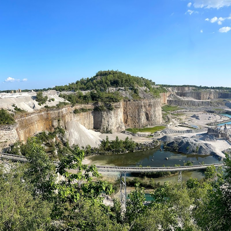 Hanson Quarry Observation Deck