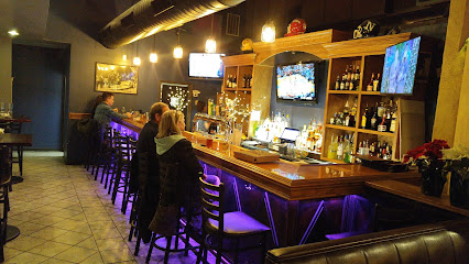 Mattone Restaurant and Bar - 9 E 31st St, La Grange Park, IL 60526