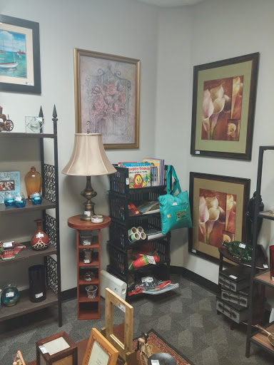 Shopping Mall «Eustis Square Shopping Center», reviews and photos, 218 W Ardice Ave, Eustis, FL 32726, USA