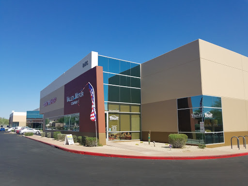 Used Car Dealer «Valley Motor Company Scottsdale», reviews and photos, 15816 N Greenway Hayden Loop, Scottsdale, AZ 85260, USA