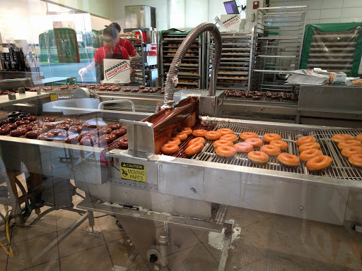Bakery «Krispy Kreme Doughnuts», reviews and photos, 201 N Veterans Pkwy, Bloomington, IL 61704, USA