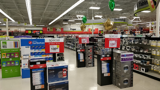 Office Supply Store «Staples», reviews and photos, 3601 Towne Blvd, Franklin, OH 45005, USA