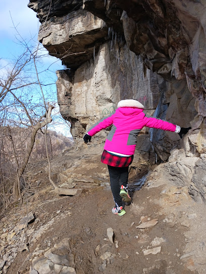 Devil's Hole State Park