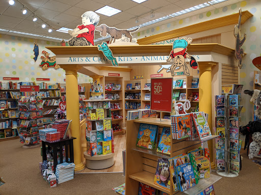 Book Store «Barnes & Noble», reviews and photos, 1 E Towne Mall, Madison, WI 53704, USA