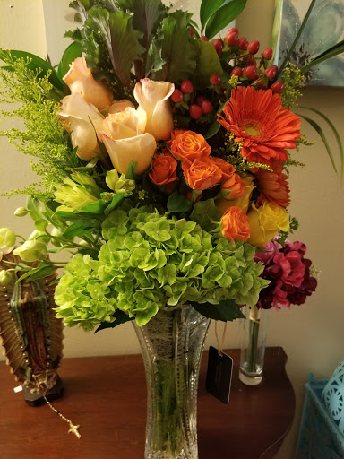 Florist «Newport Florist», reviews and photos, 882 W 16th St, Newport Beach, CA 92663, USA