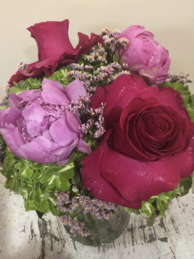 Florist «Bayview Florist», reviews and photos, 4736 Sunrise Hwy, Massapequa Park, NY 11762, USA