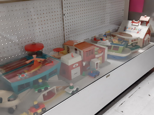 Toy Store «Toy Fusion», reviews and photos, 2230 Arden Way Ste A, Sacramento, CA 95825, USA