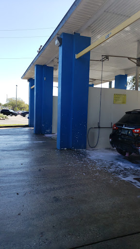 Ducky's Car Wash en Jacksonville