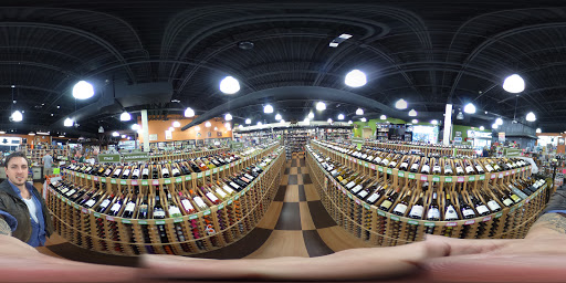Liquor Store «The New Wine Regions Discount Wines & Liquors», reviews and photos, 2423 US-27, Clermont, FL 34711, USA