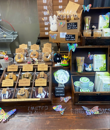 Donut Shop «RING Baked Tofu Donuts», reviews and photos, 6800 Owensmonth Ave #130, Canoga Park, CA 91303, USA