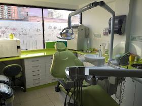 Amplus Odontología